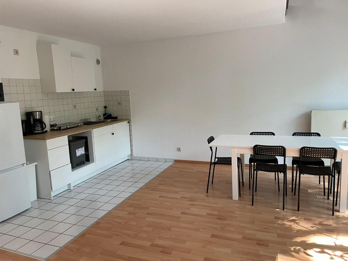 Moeblierte Wohnungen Fuer Monteure Und Arbeiter Saarbrucken Bagian luar foto