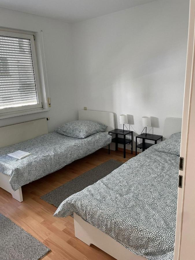 Moeblierte Wohnungen Fuer Monteure Und Arbeiter Saarbrucken Bagian luar foto